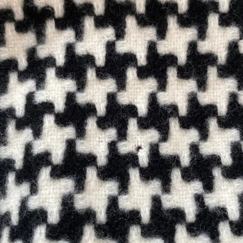 Burberry London Houndstooth Wool Scarf - Picture 3 of 5